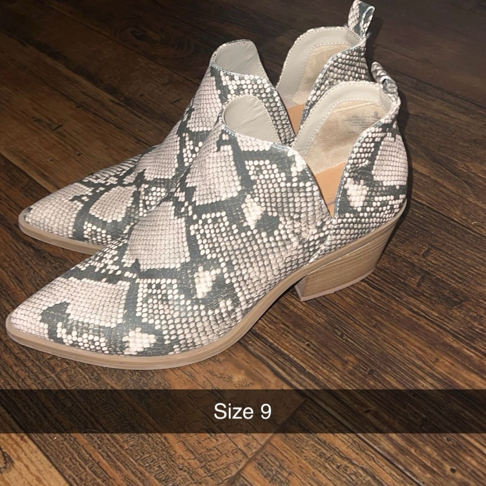 Women's Snake Print Ankle Boots